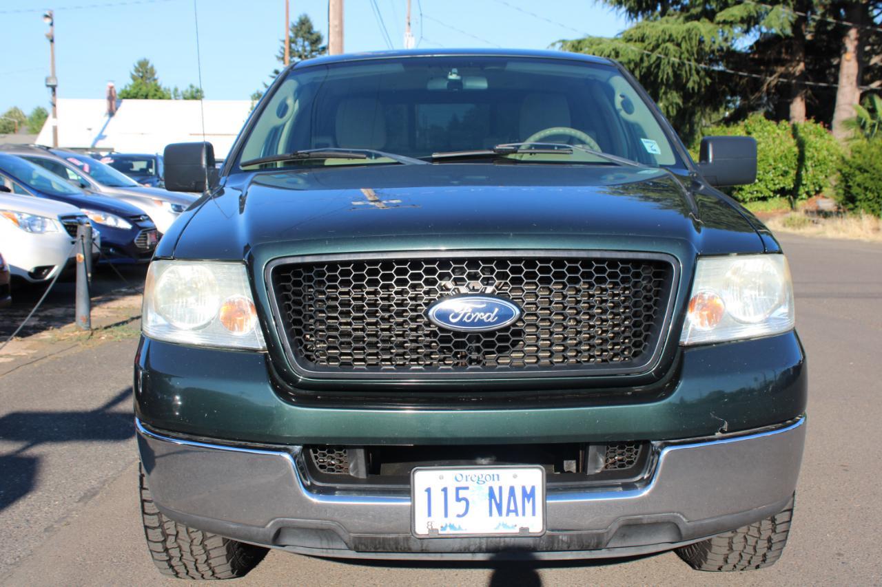 Ford F-150 Reg Cab 126" STX 2005