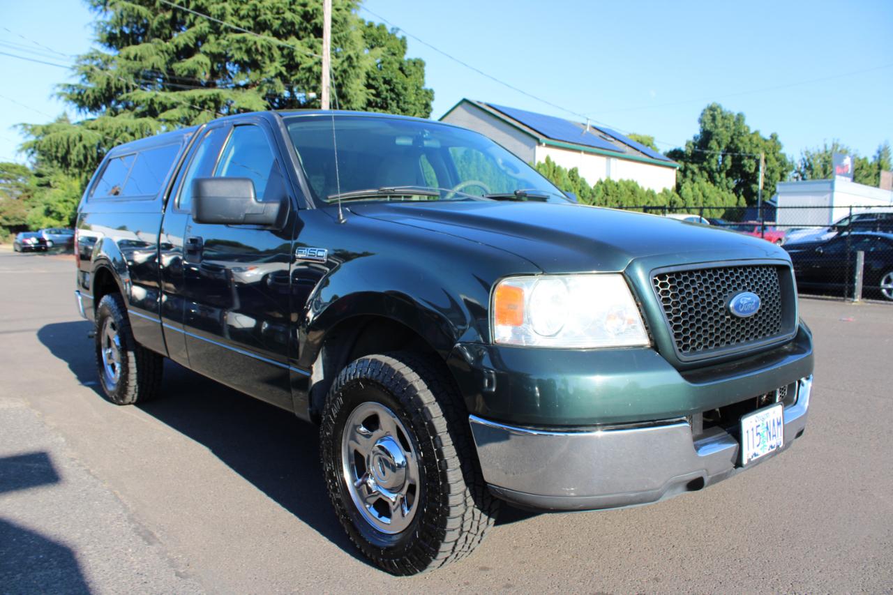 Ford F-150 Reg Cab 126" STX 2005