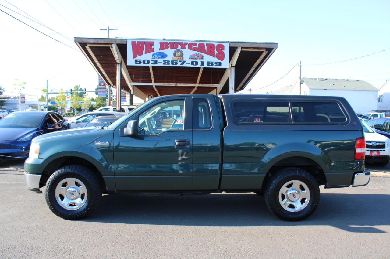 Ford F-150 Reg Cab 126" STX 2005
