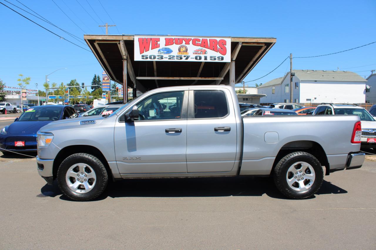 RAM 1500 Tradesman 4x4 Quad Cab 6'4" Box 2019