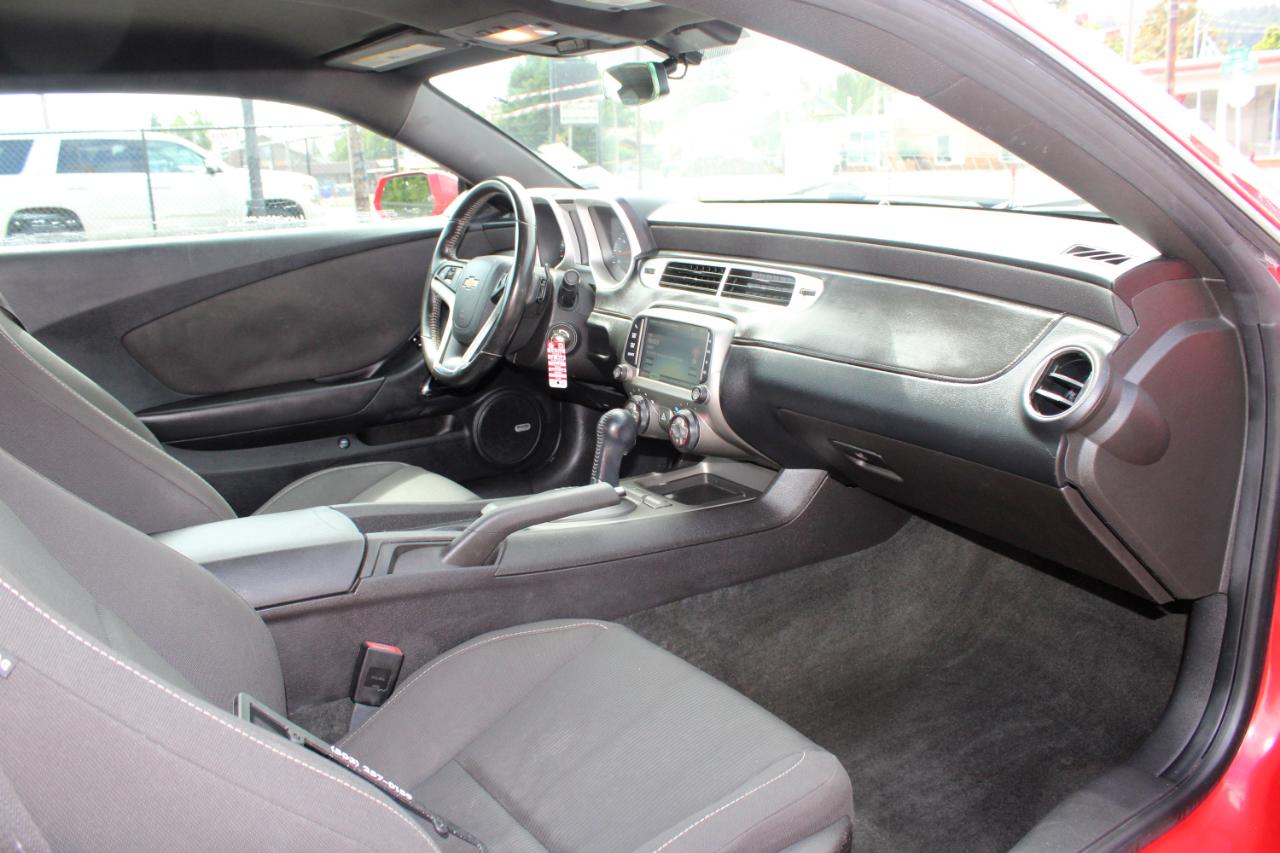 Chevrolet Camaro 2dr Cpe RS 2013