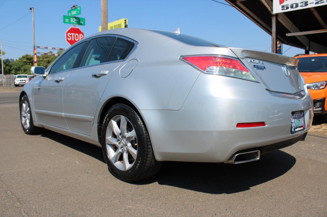 Acura TL 4dr Sdn Auto 2WD Tech 2012