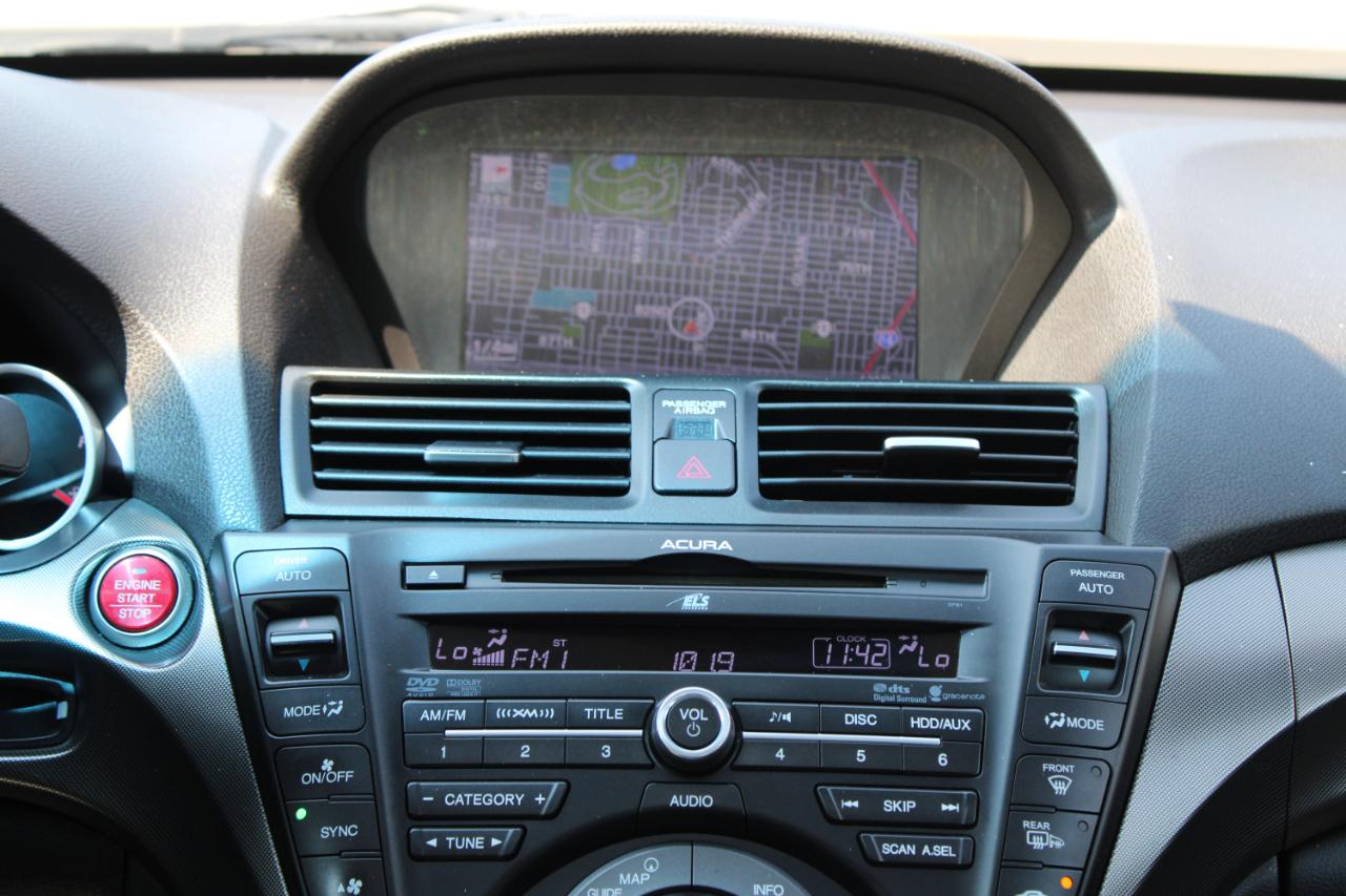 Acura TL 4dr Sdn Auto 2WD Tech 2012