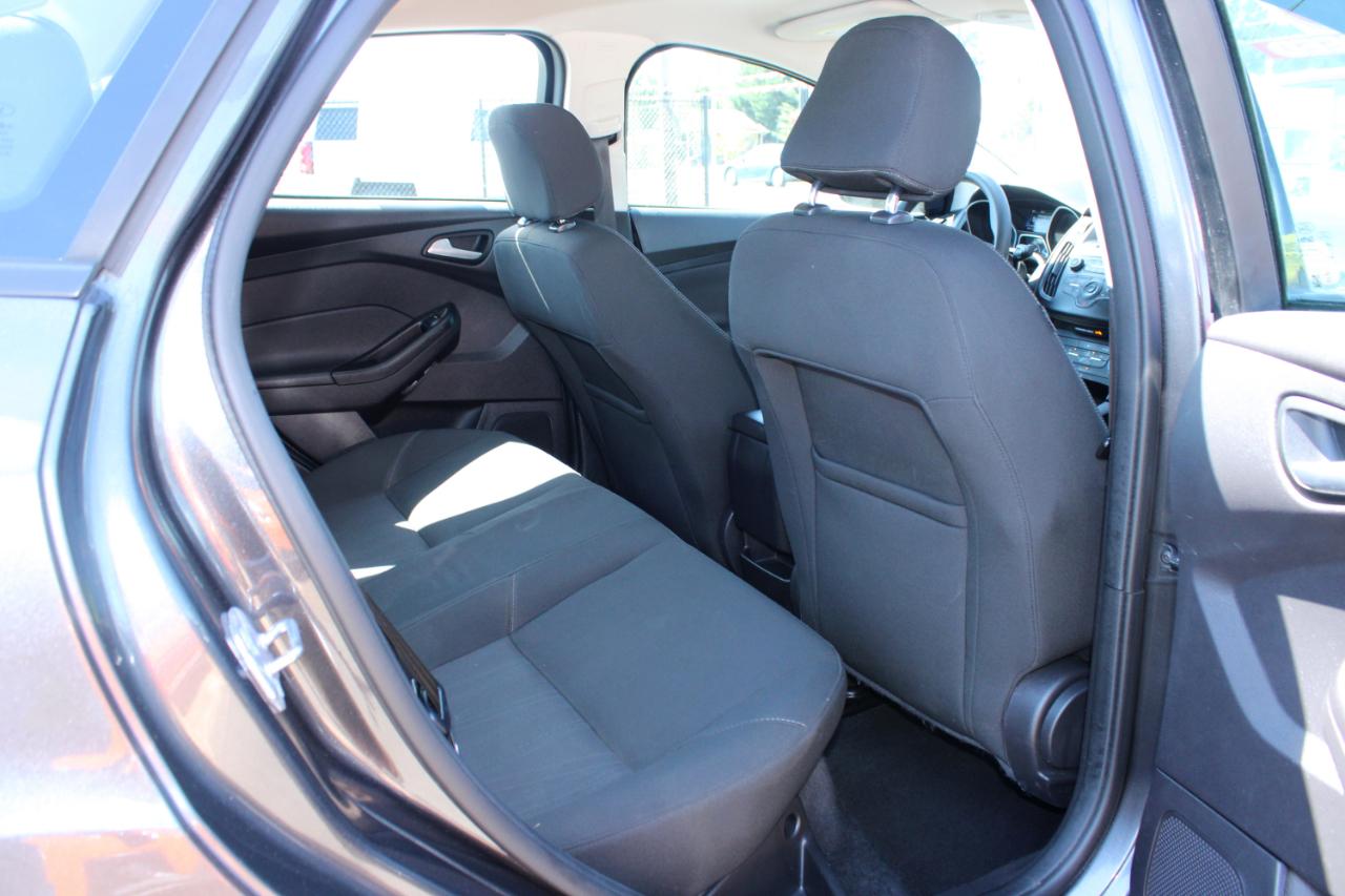 Ford Focus 4dr Sdn SE 2015
