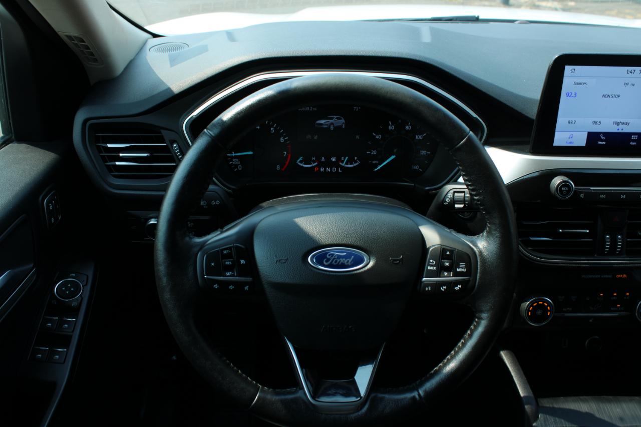 Ford Escape SEL FWD 2020