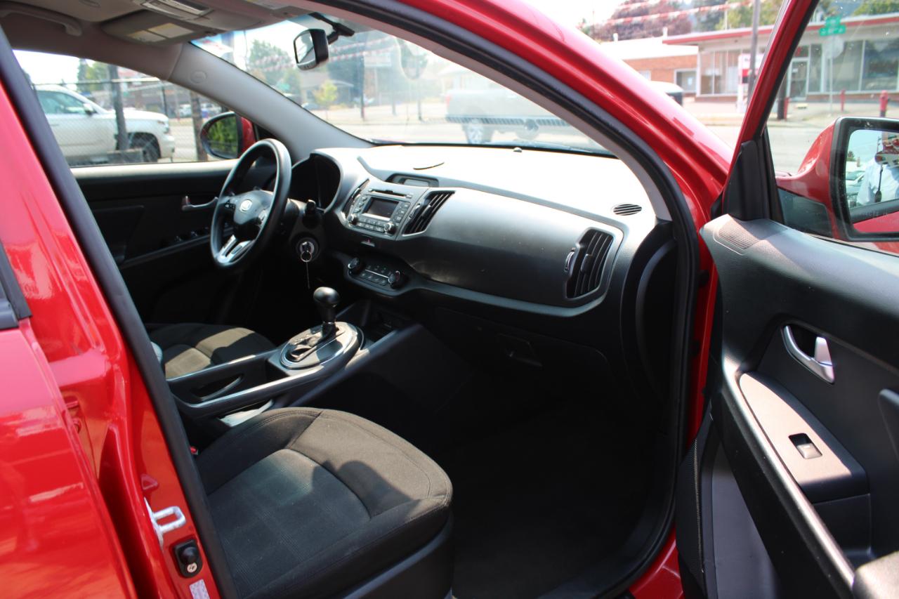 Kia Sportage 2WD 4dr LX 2012