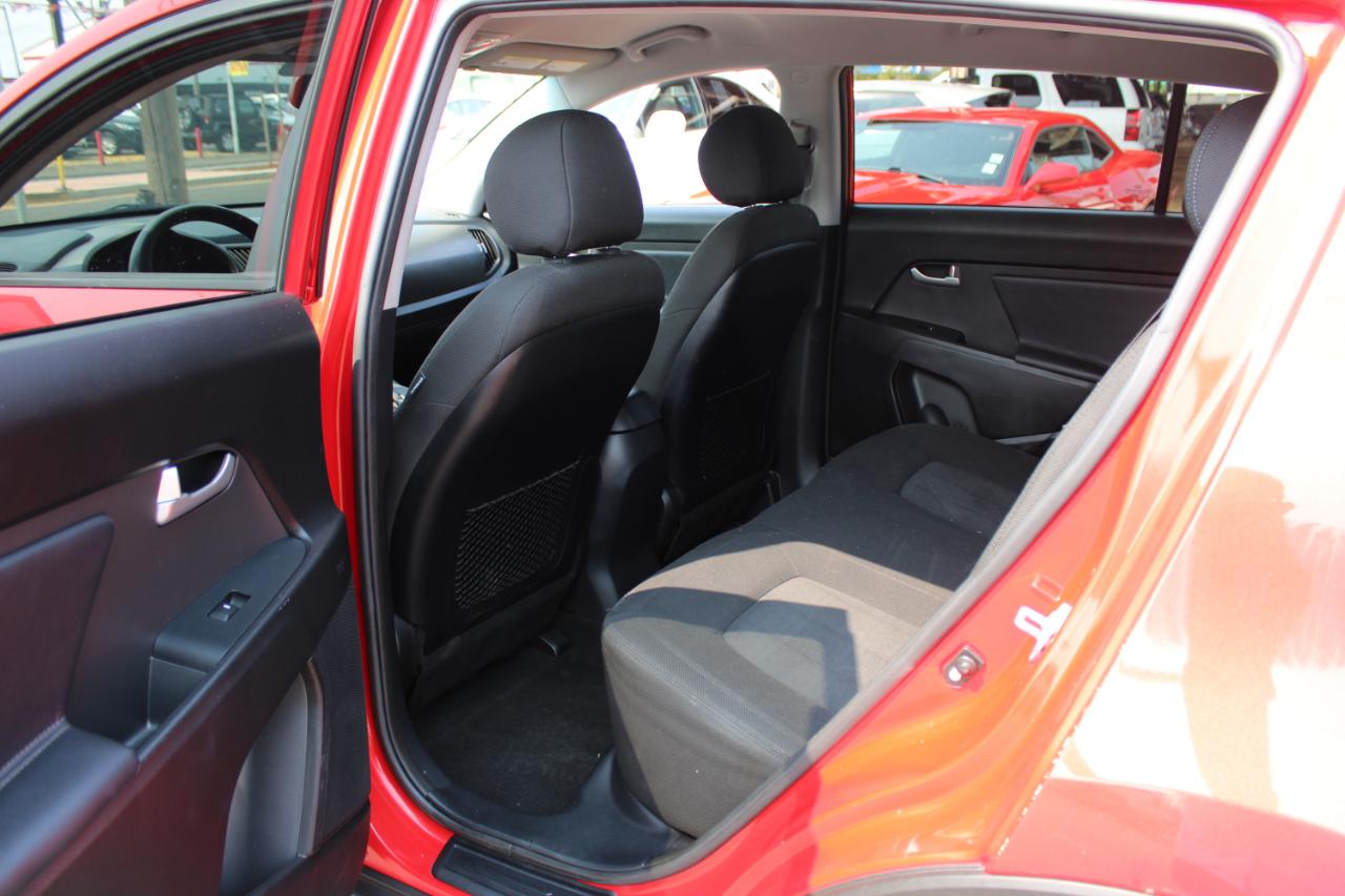 Kia Sportage 2WD 4dr LX 2012