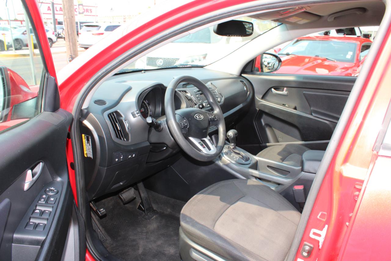 Kia Sportage 2WD 4dr LX 2012