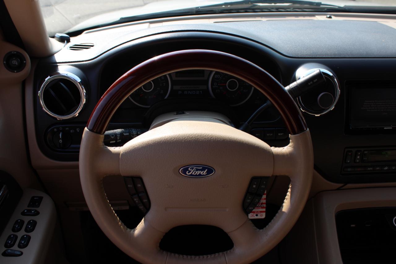 Ford Expedition 5.4L Limited 2005