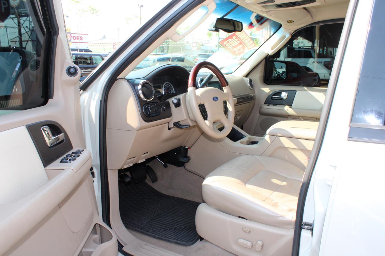 Ford Expedition 5.4L Limited 2005