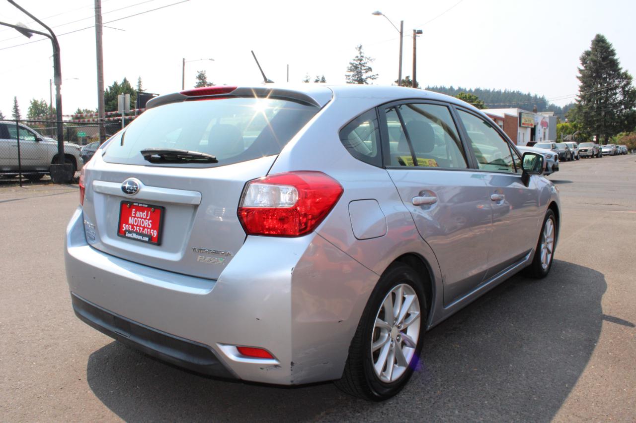 Subaru Impreza Wagon 5dr Auto 2.0i Premium 2014