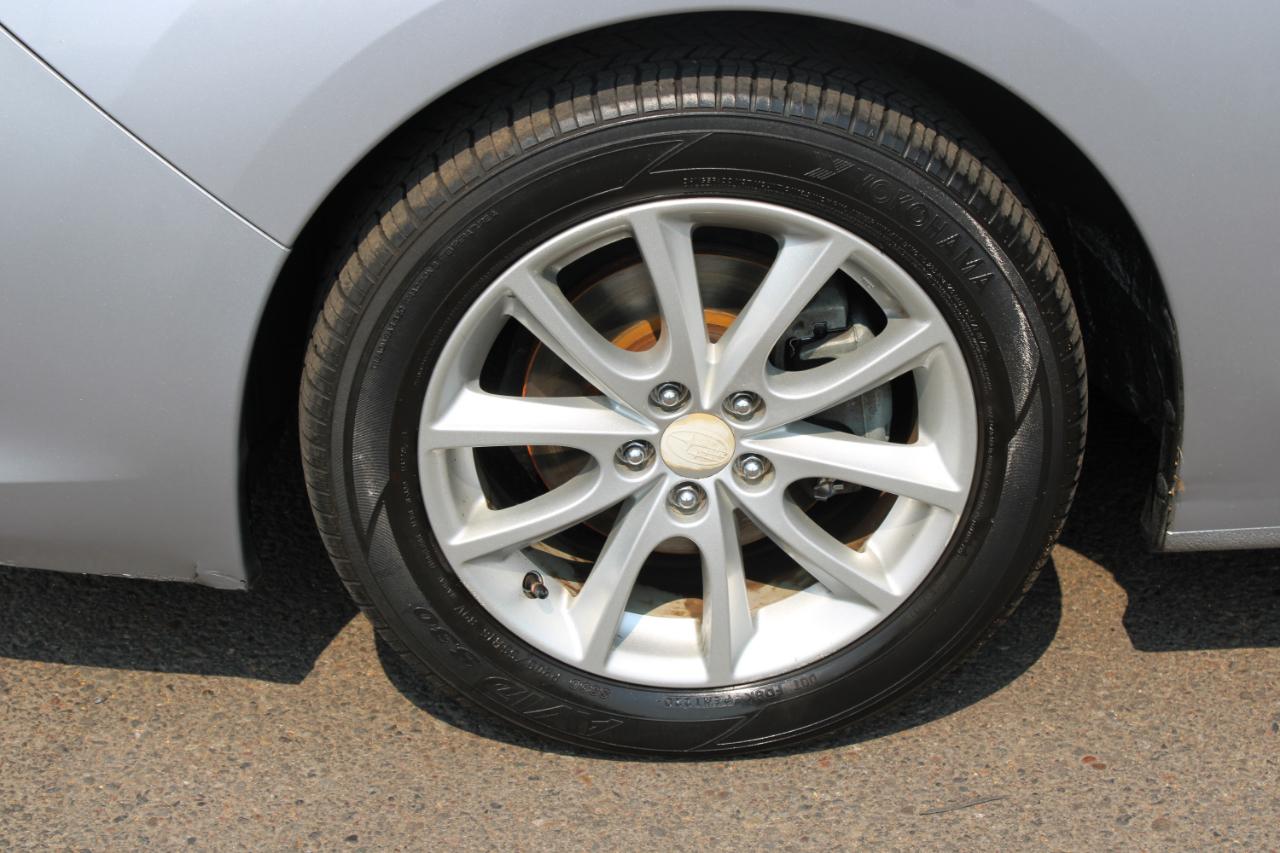 Subaru Impreza Wagon 5dr Auto 2.0i Premium 2014