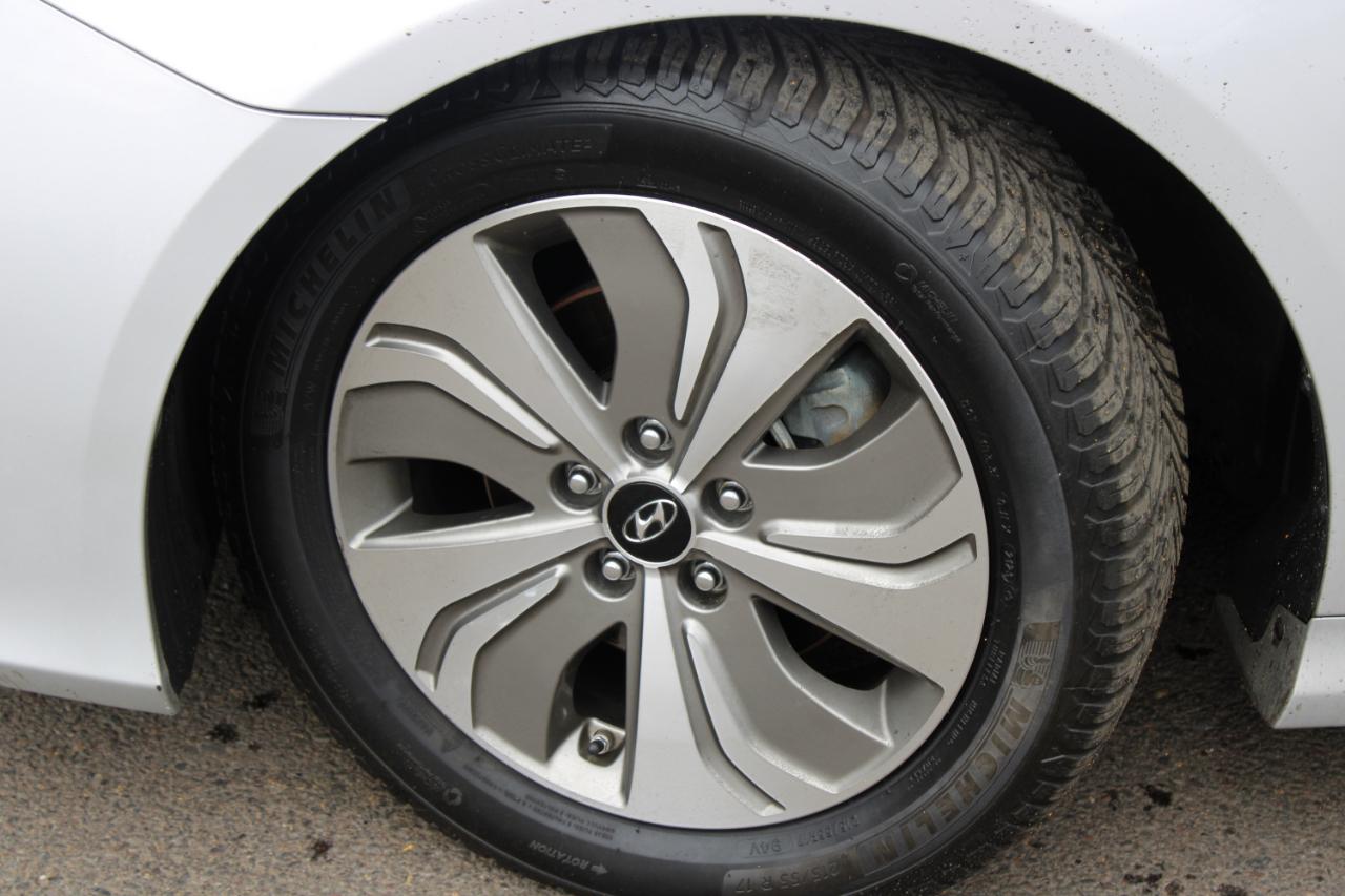 Hyundai Sonata Hybrid 4dr Sdn Limited 2015