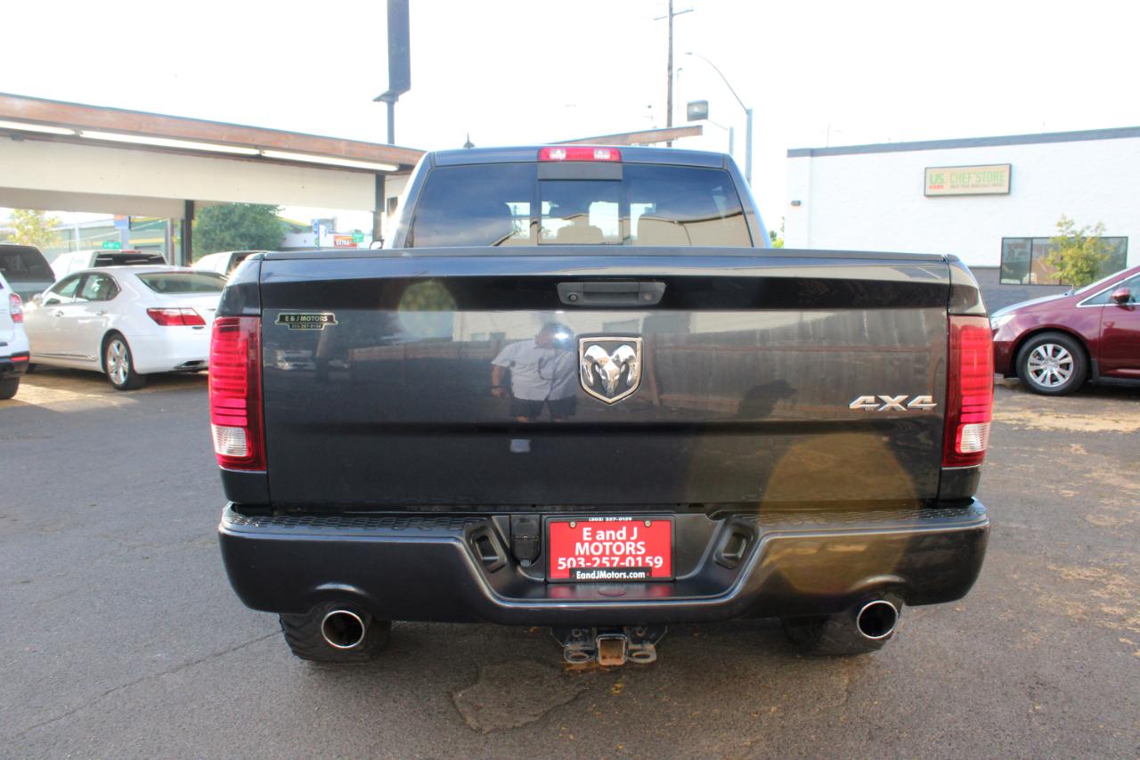 RAM 1500 4WD Crew Cab 149" Sport 2014