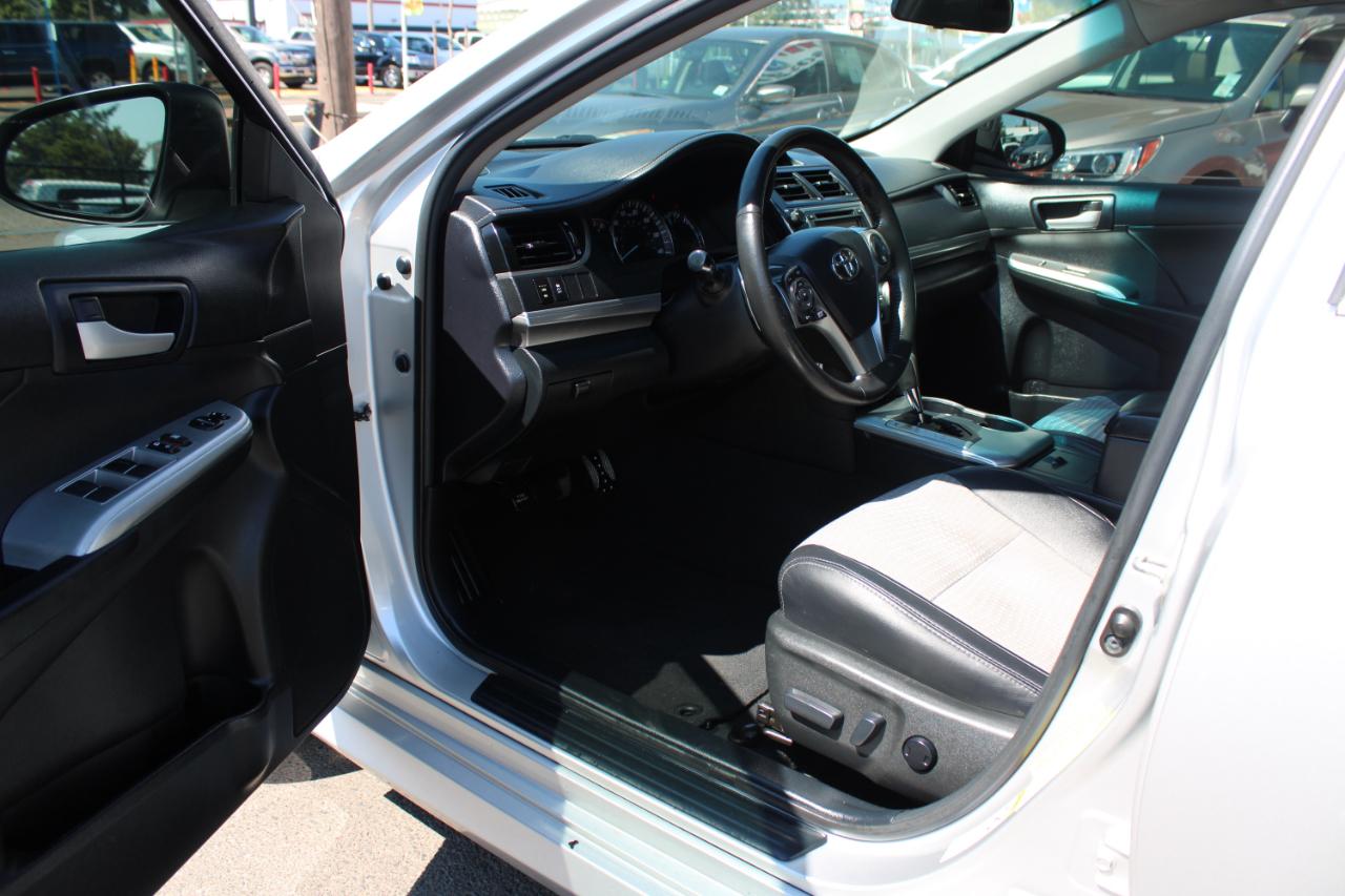 Toyota Camry 2014.5 4dr Sdn I4 Auto SE Sport (Natl) 2014