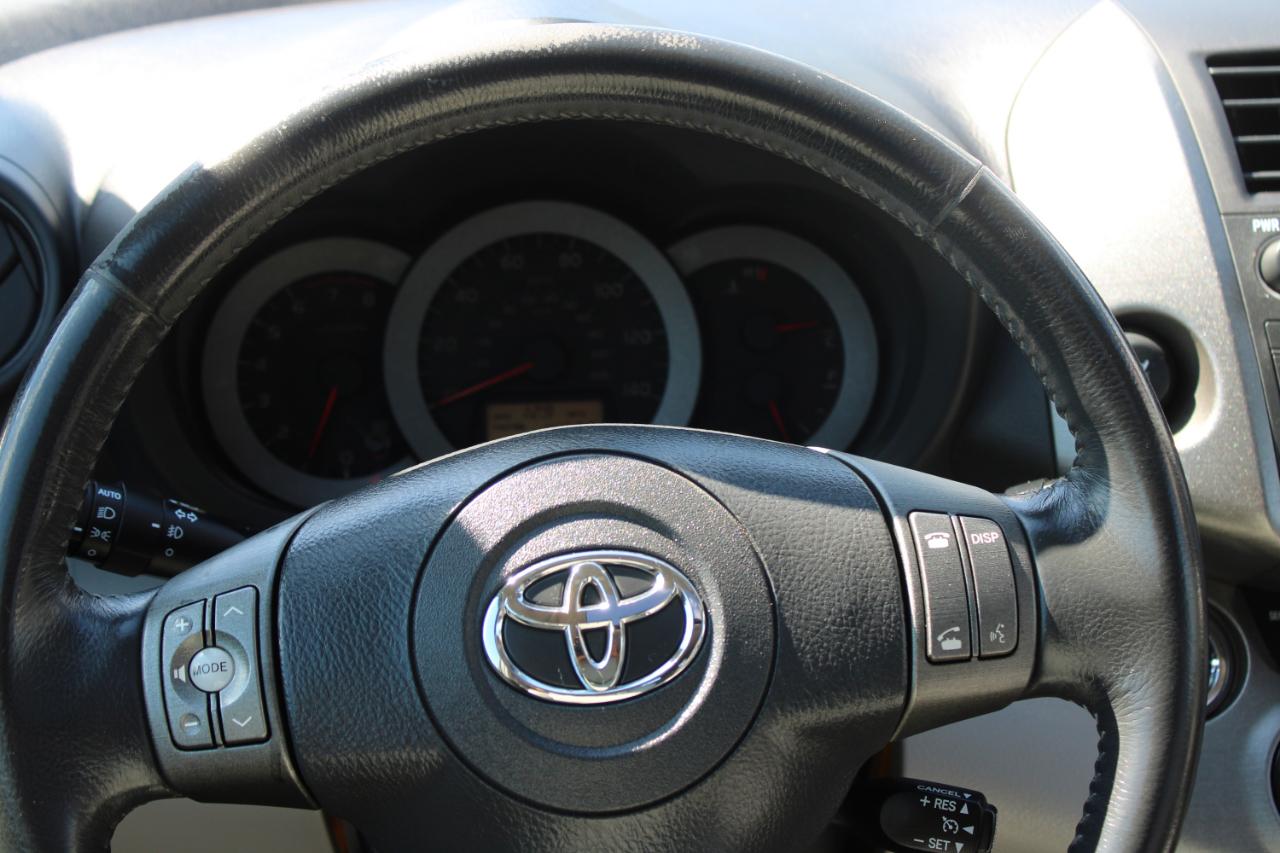 Toyota RAV4 4WD 4dr 4-cyl 4-Spd AT Ltd (Natl) 2009