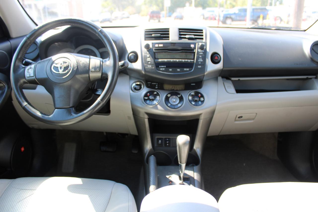 Toyota RAV4 4WD 4dr 4-cyl 4-Spd AT Ltd (Natl) 2009