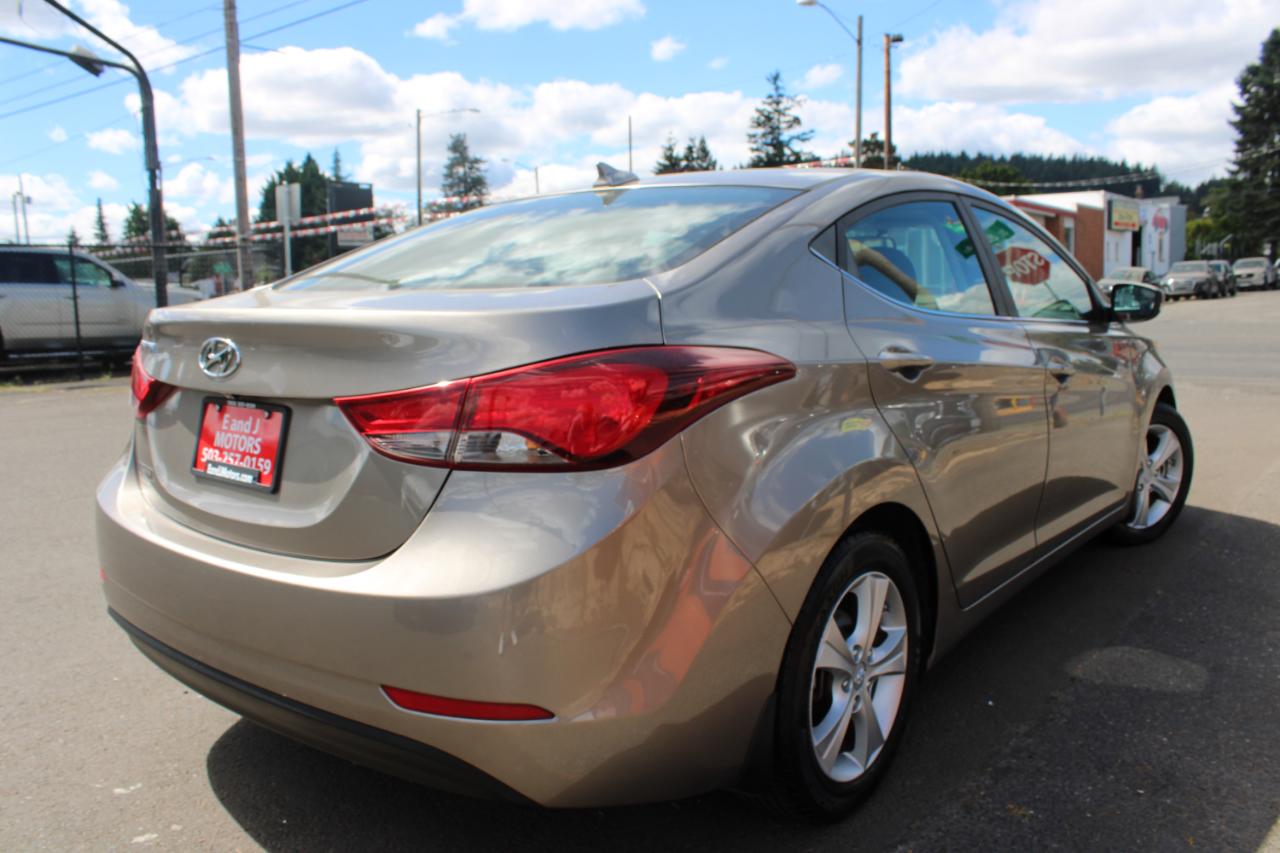 Hyundai Elantra 4dr Sdn Auto Value Edition (Alabama Plant) 2016