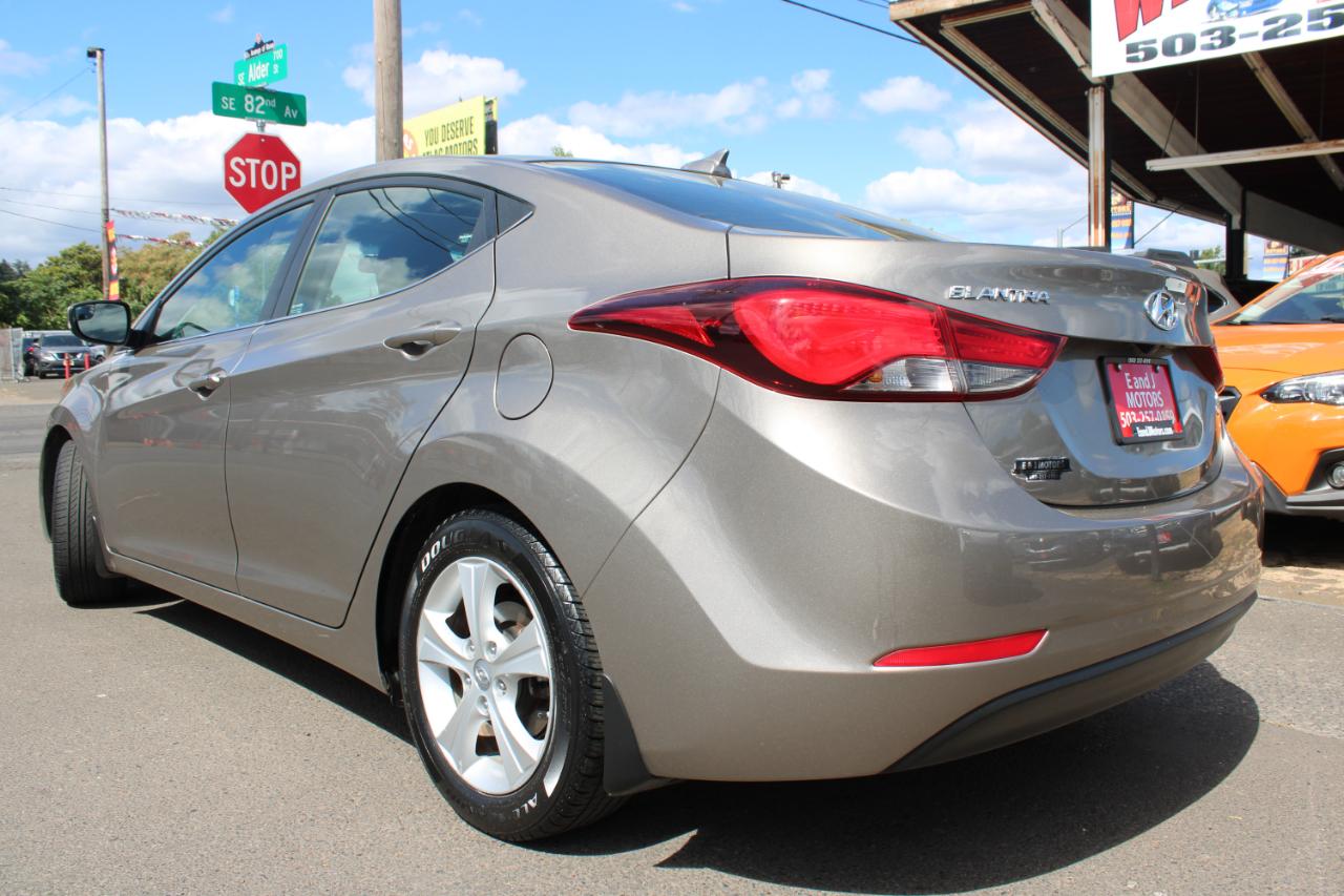 Hyundai Elantra 4dr Sdn Auto Value Edition (Alabama Plant) 2016