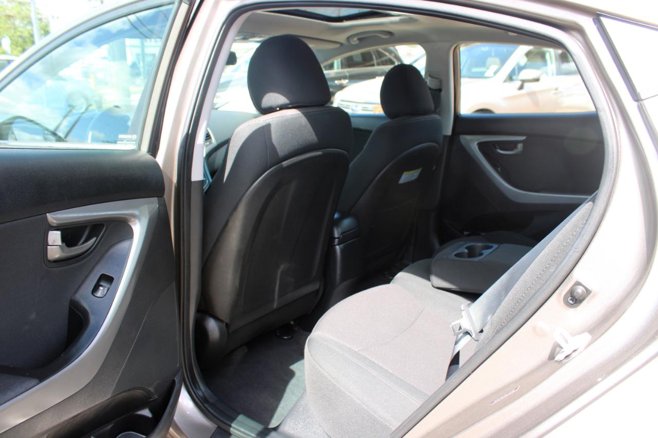 Hyundai Elantra 4dr Sdn Auto Value Edition (Alabama Plant) 2016