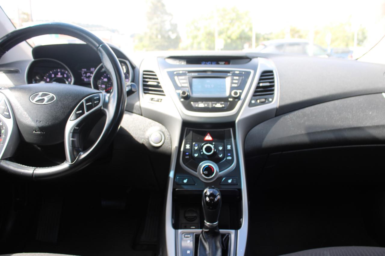 Hyundai Elantra 4dr Sdn Auto Value Edition (Alabama Plant) 2016