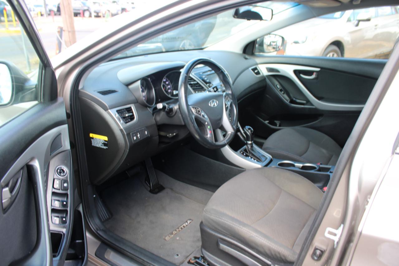 Hyundai Elantra 4dr Sdn Auto Value Edition (Alabama Plant) 2016