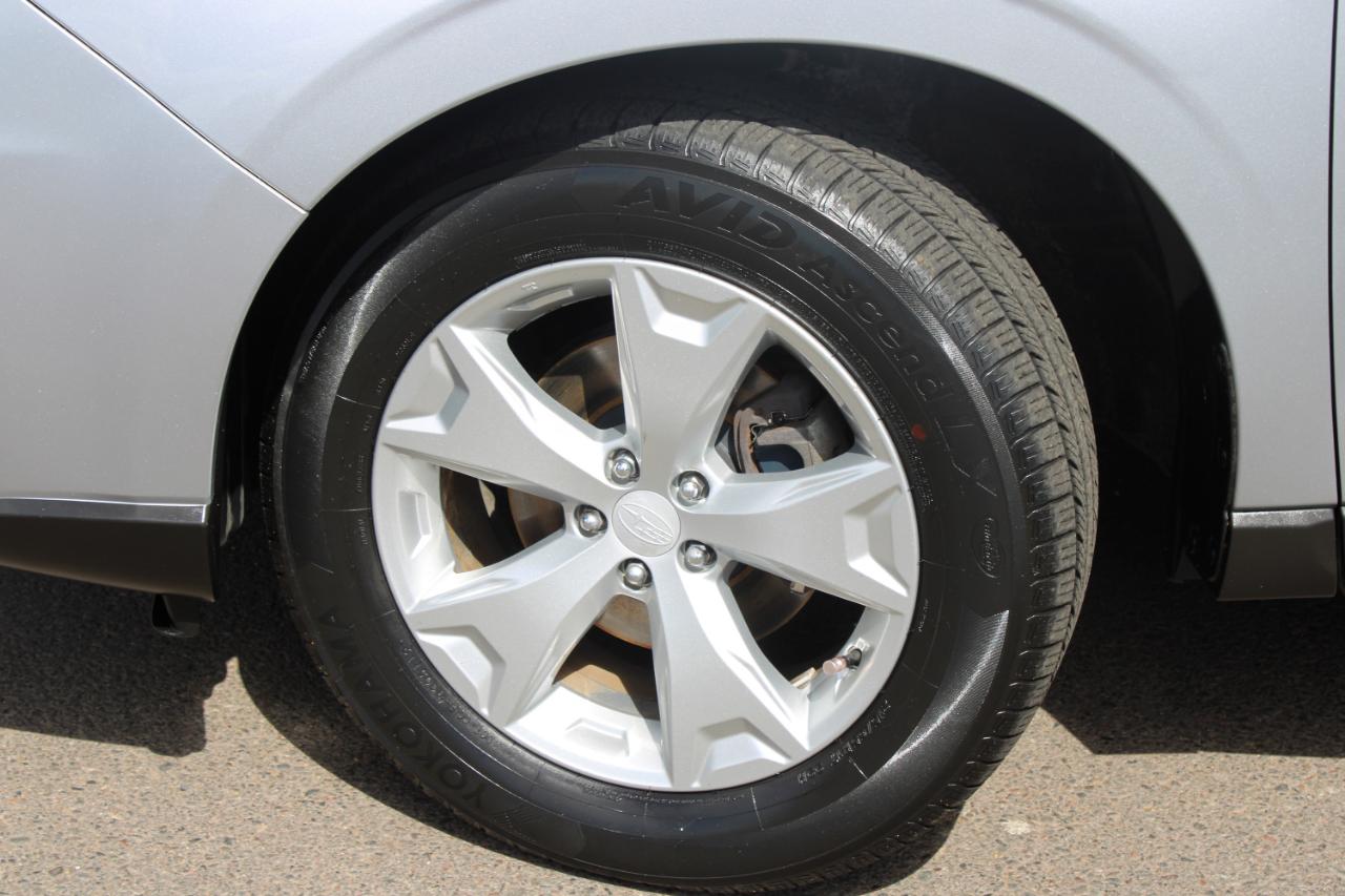 Subaru Forester 4dr Auto 2.5i Limited PZEV 2014