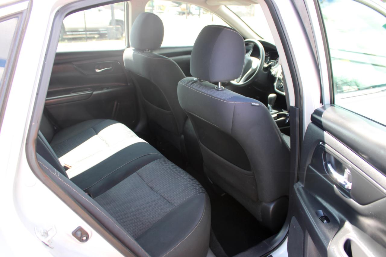 Nissan Altima 4dr Sdn I4 2.5 S 2016