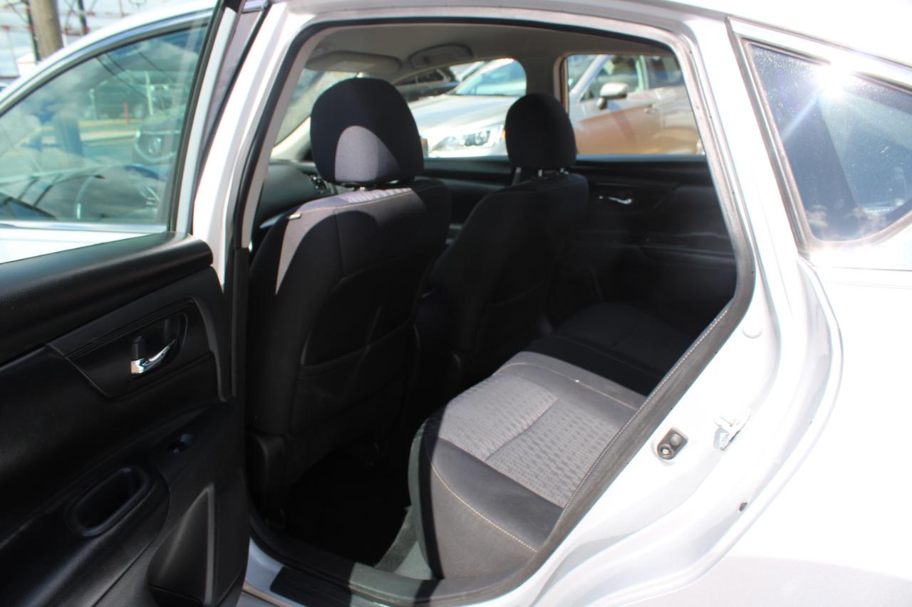 Nissan Altima 4dr Sdn I4 2.5 S 2016