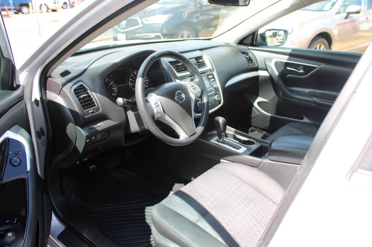 Nissan Altima 4dr Sdn I4 2.5 S 2016