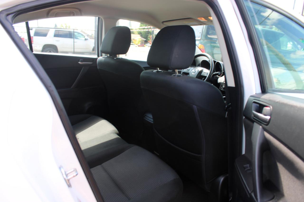 Mazda MAZDA3 4dr Sdn Man i Sport 2013