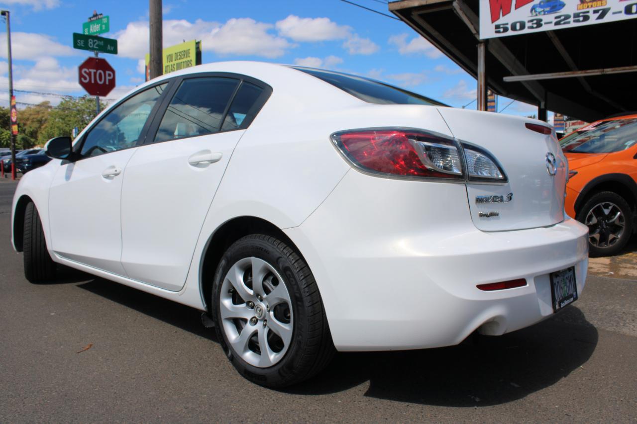Mazda MAZDA3 4dr Sdn Man i Sport 2013