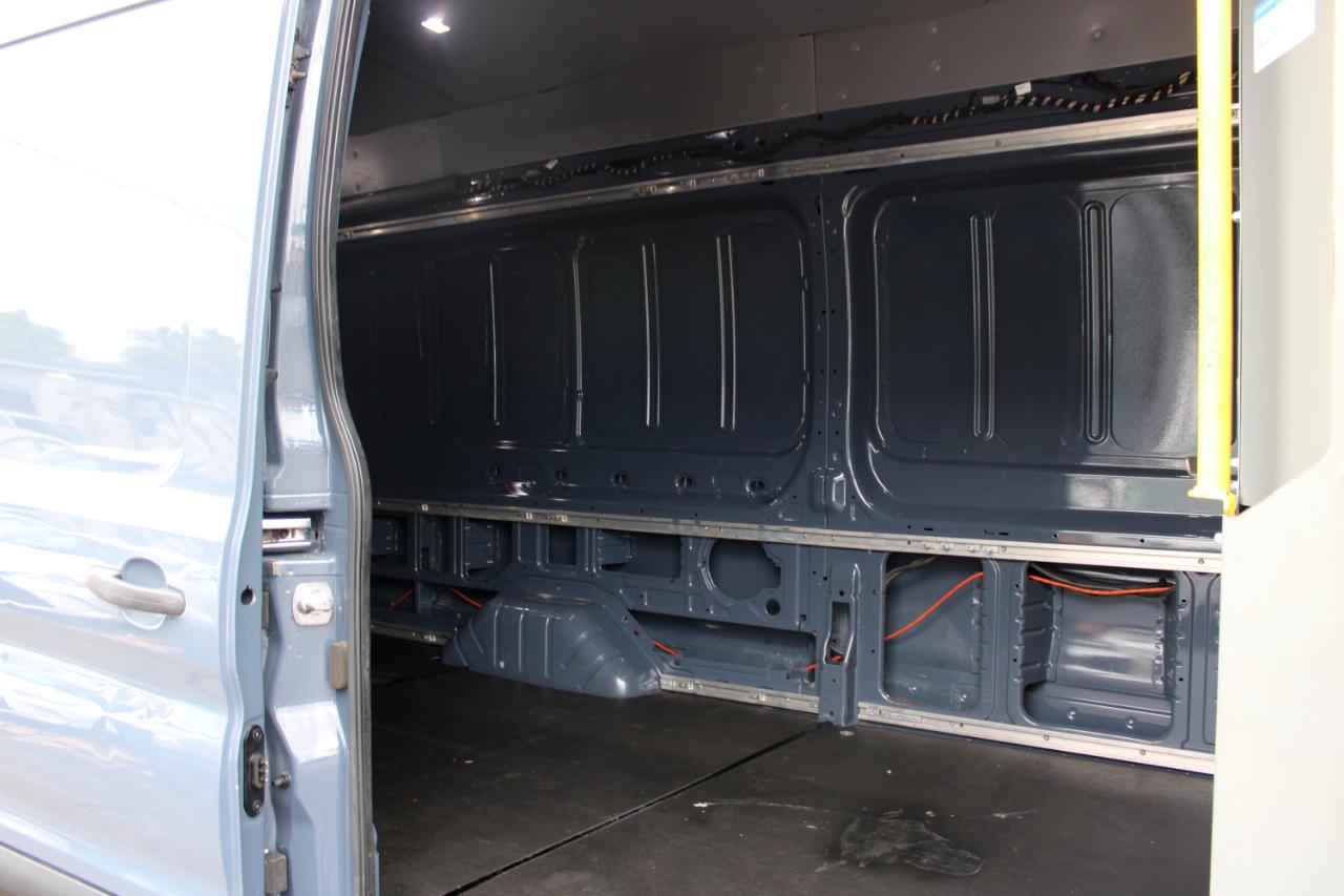 Ford Transit Cargo Van T-250 148" EL Hi Rf 9070 GVWR RWD 2020