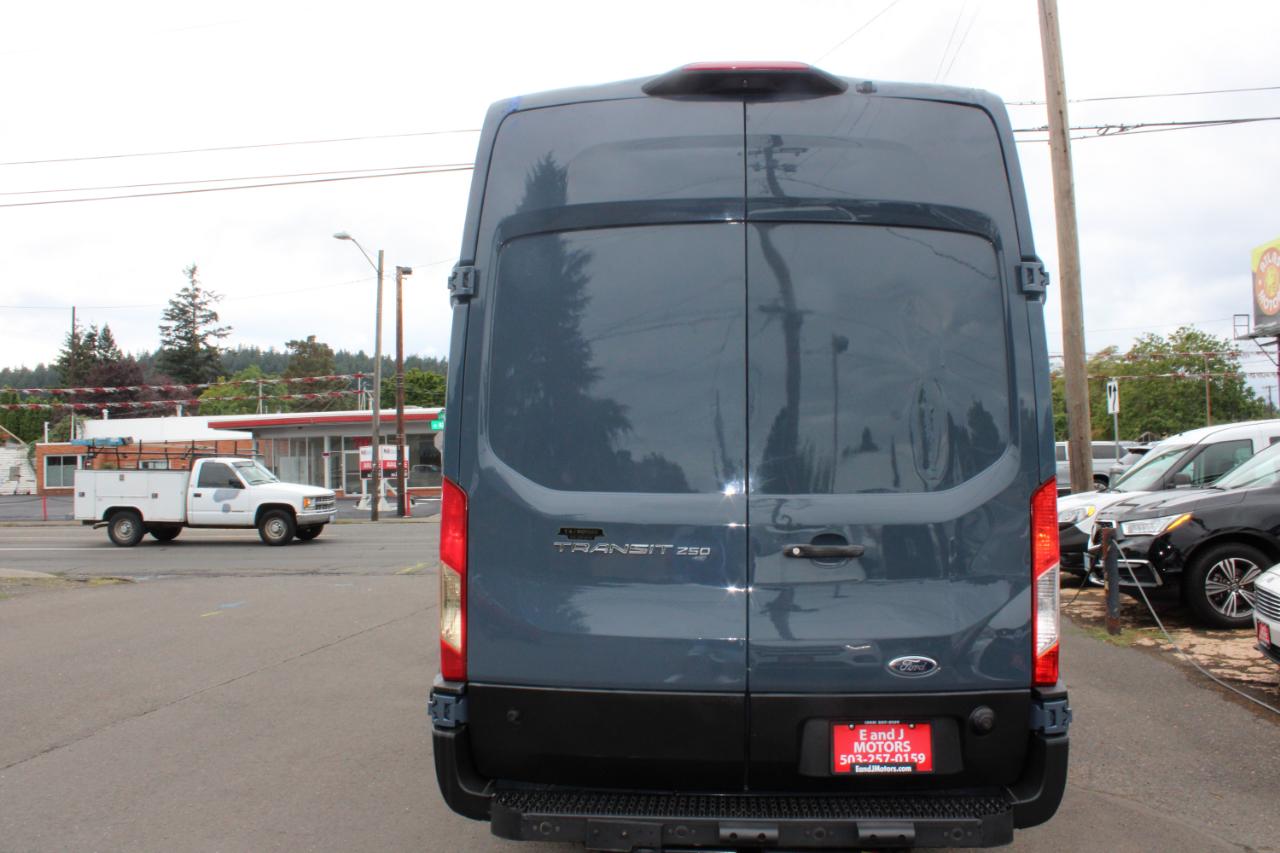 Ford Transit Cargo Van T-250 148" EL Hi Rf 9070 GVWR RWD 2020