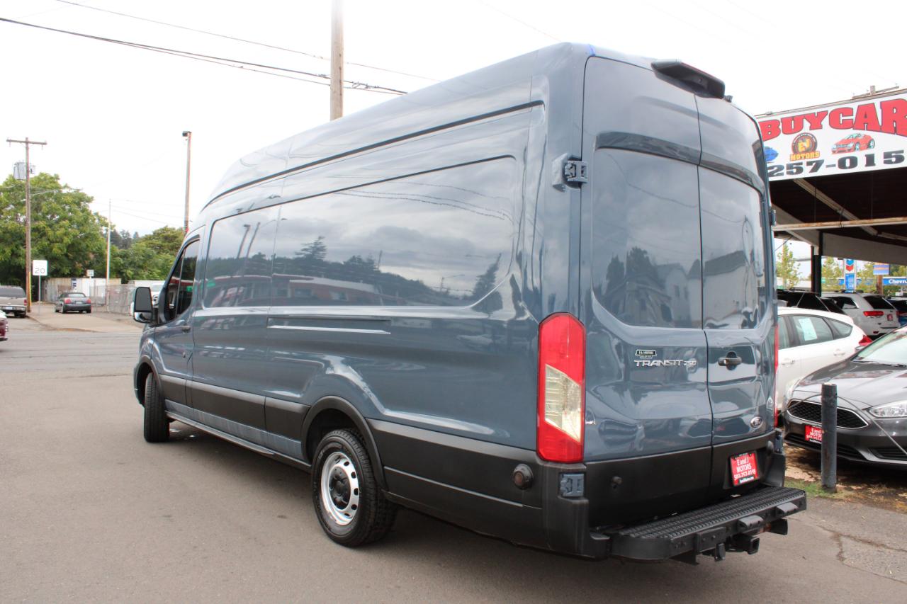 Ford Transit Cargo Van T-250 148" EL Hi Rf 9070 GVWR RWD 2020