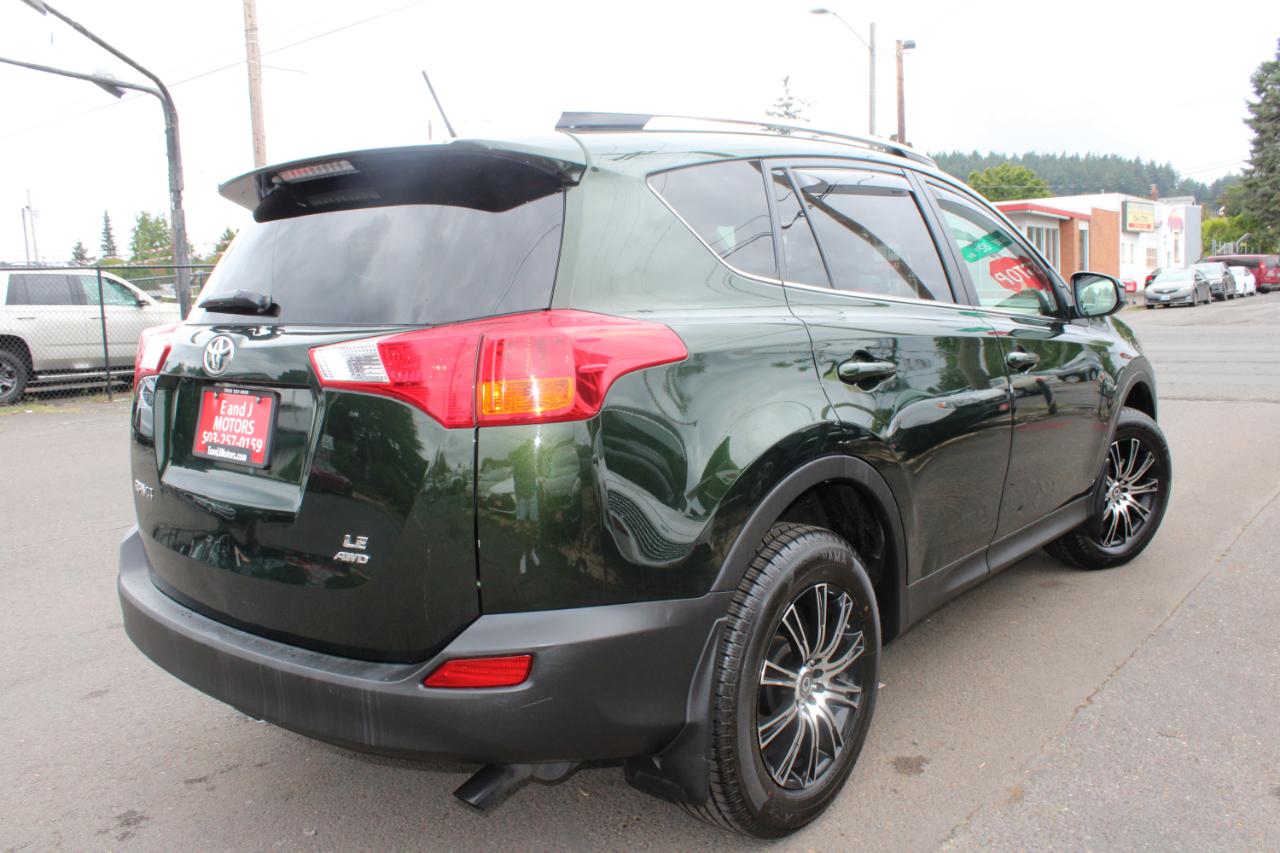 Toyota RAV4 AWD 4dr LE (Natl) 2013