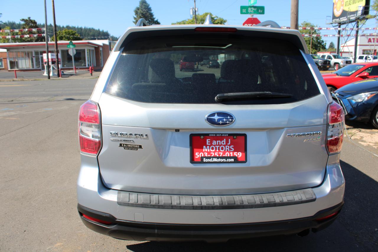 Subaru Forester 4dr CVT 2.5i Limited PZEV 2016