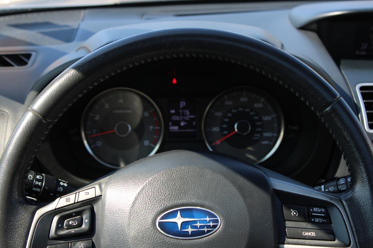 Subaru Forester 4dr CVT 2.5i Limited PZEV 2016