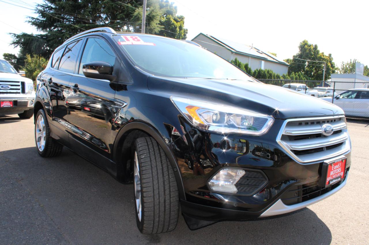 Ford Escape Titanium 4WD 2018