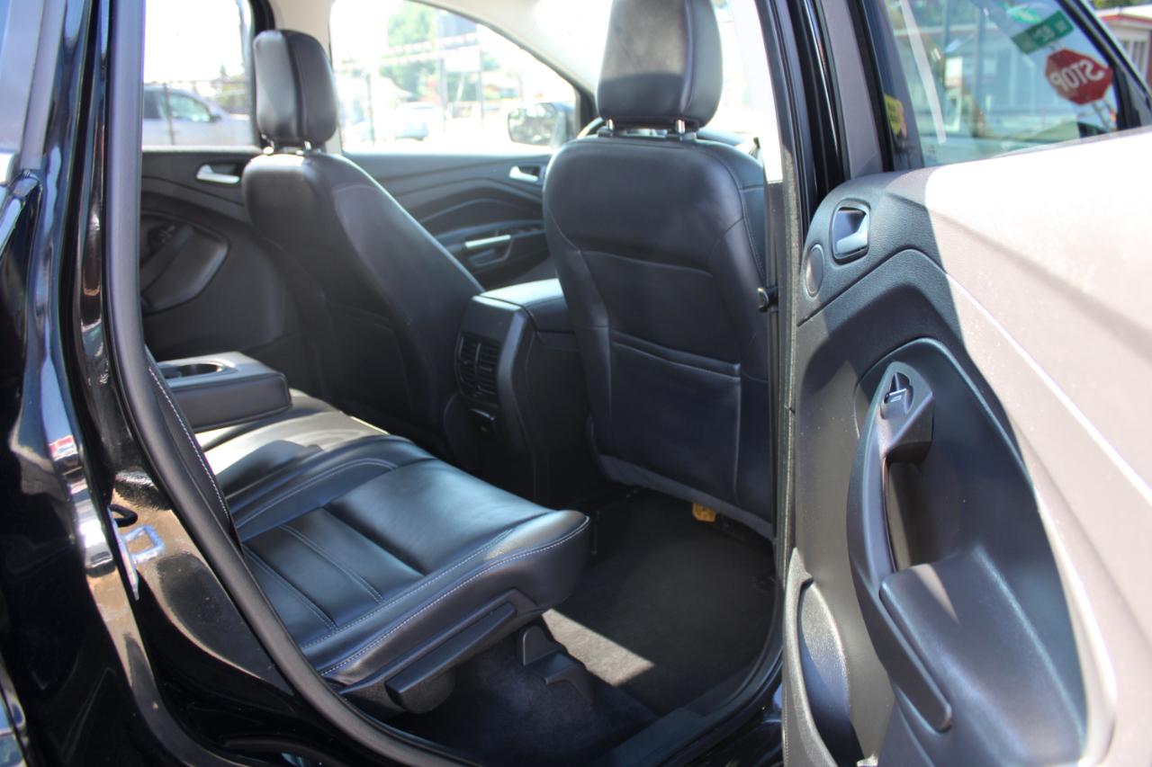 Ford Escape Titanium 4WD 2018