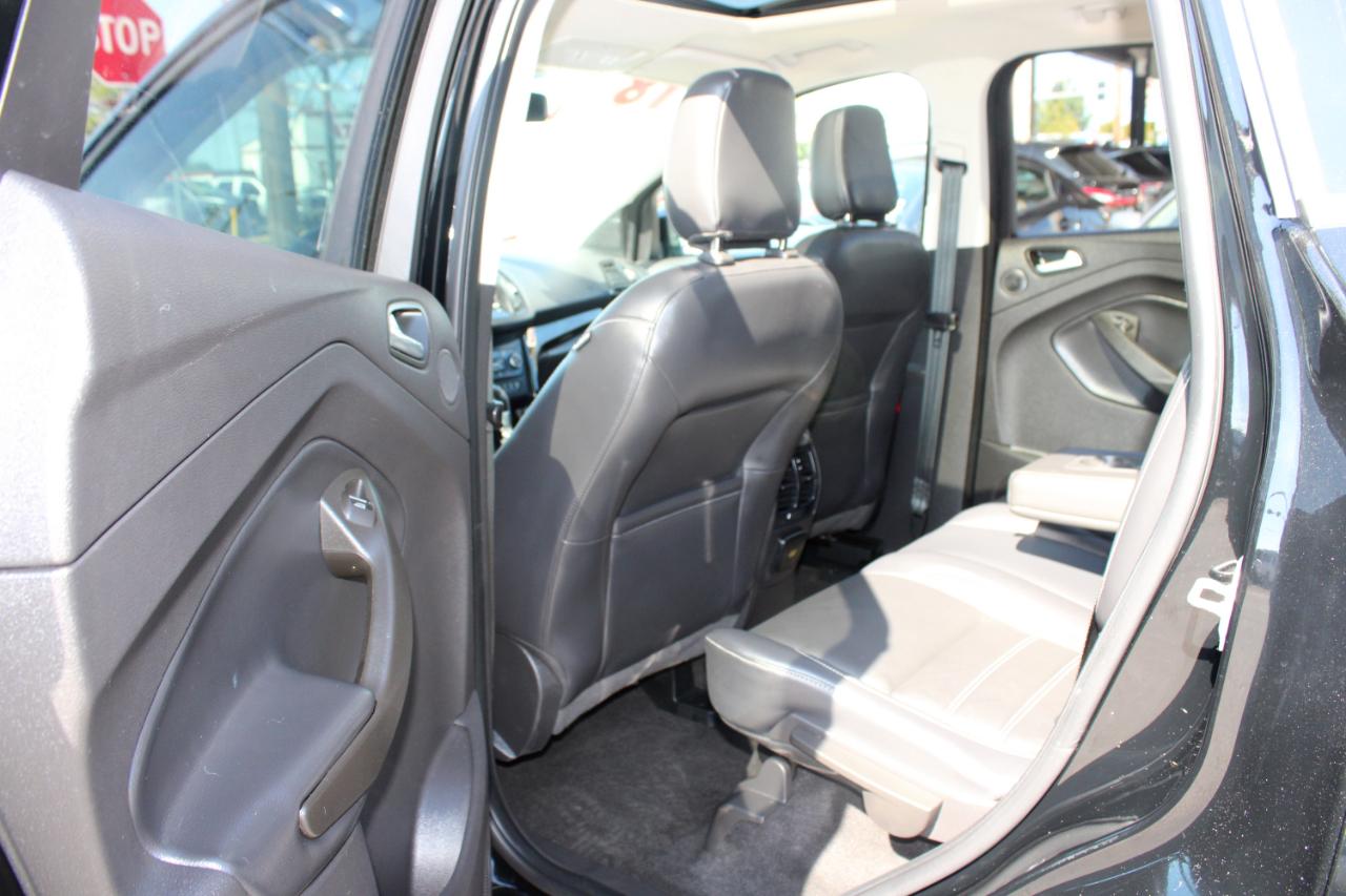 Ford Escape Titanium 4WD 2018