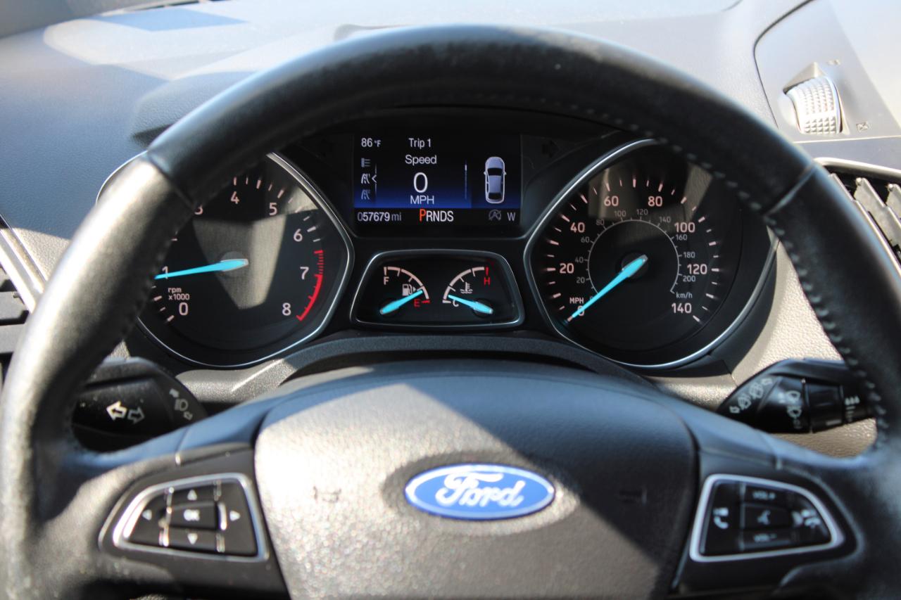 Ford Escape Titanium 4WD 2018