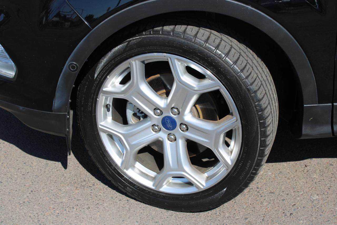 Ford Escape Titanium 4WD 2018