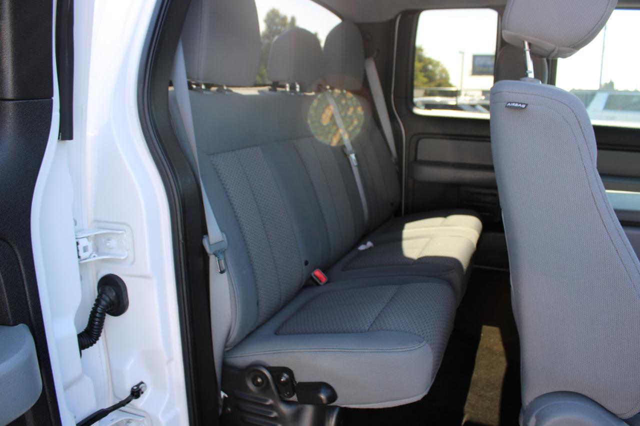 Ford F-150 2WD SuperCab 145" XLT 2012
