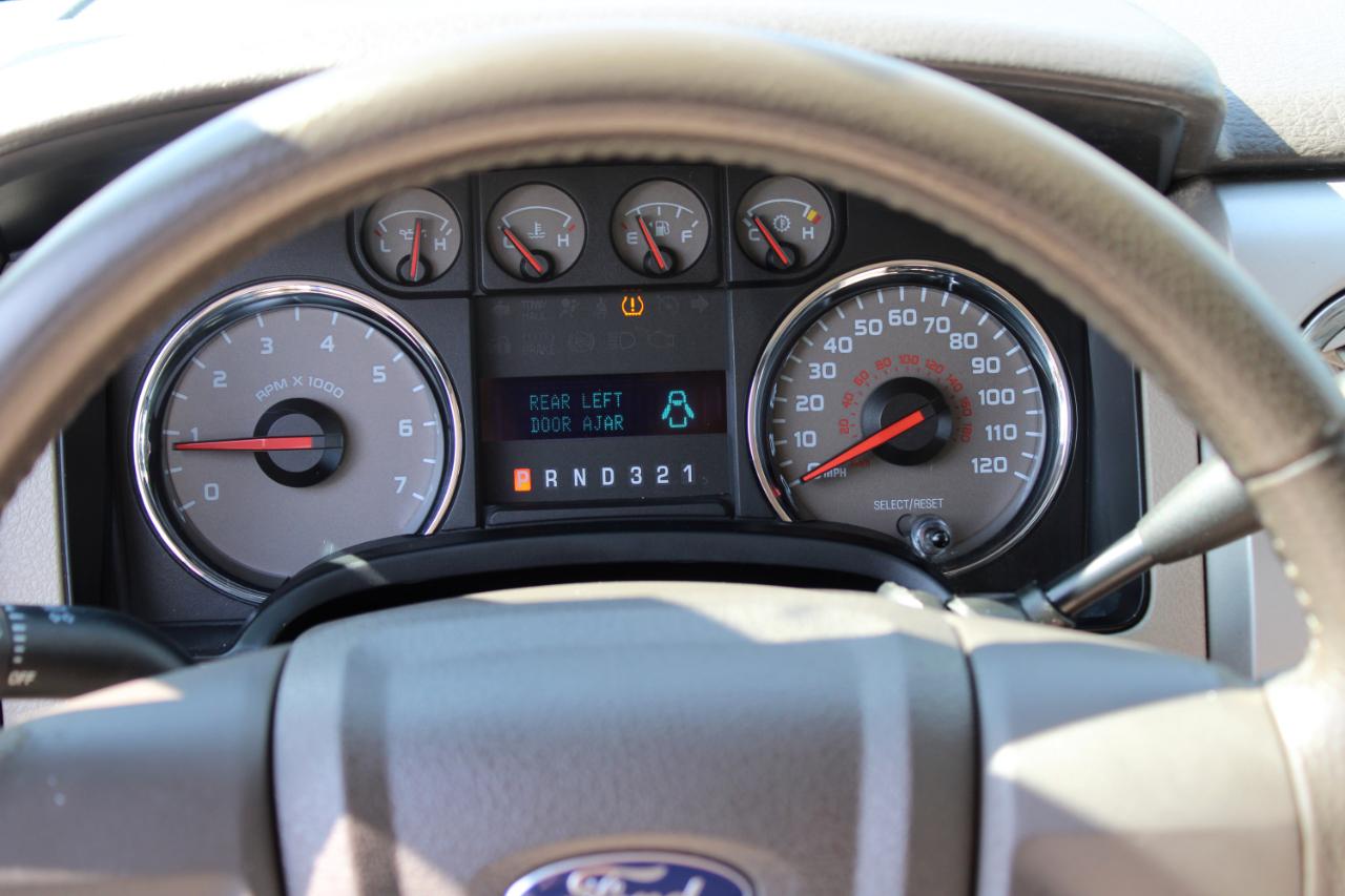 Ford F-150 2WD Supercab 133" XLT 2010