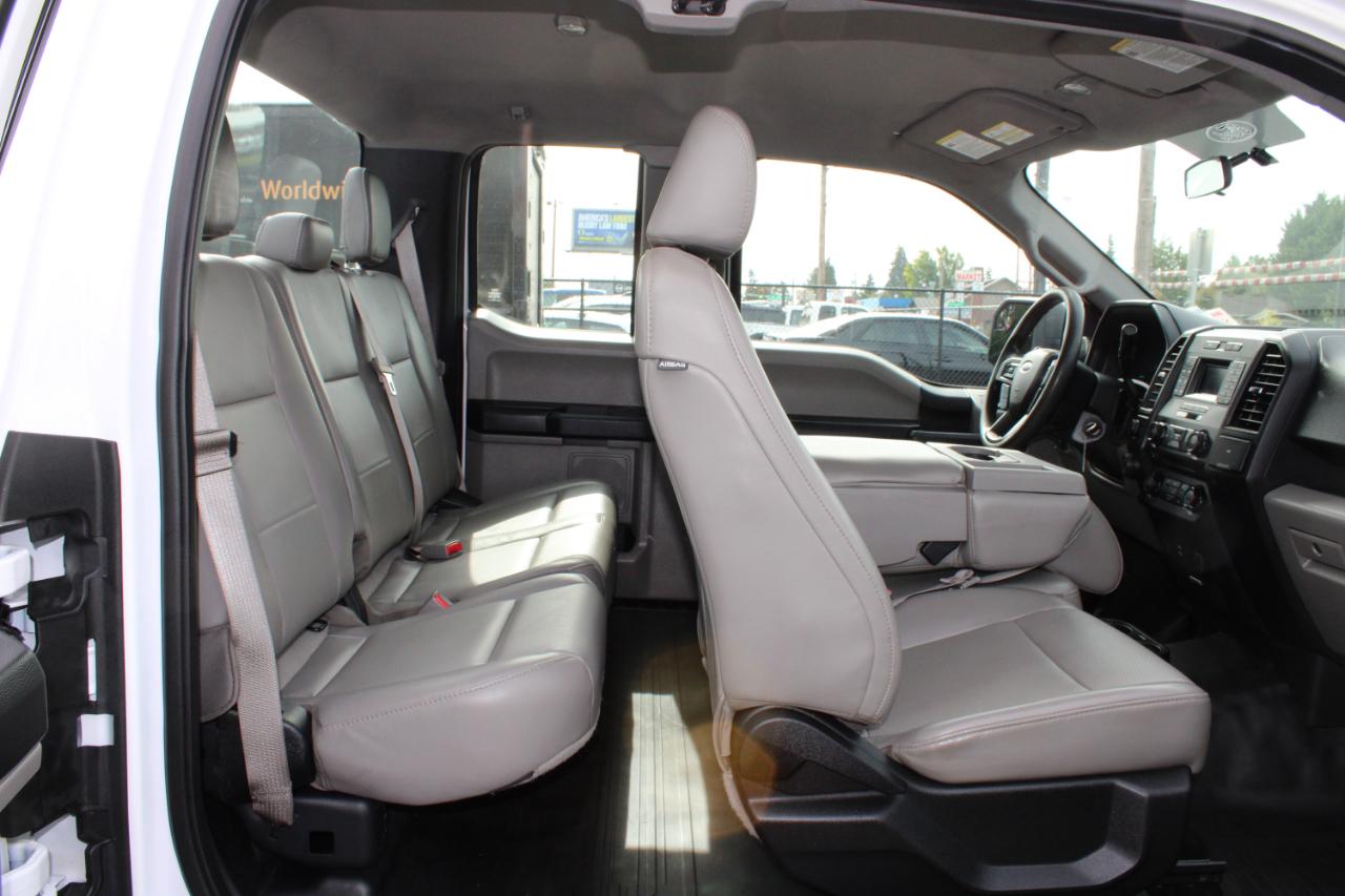 Ford F-150 Supercab 145" XL 2017