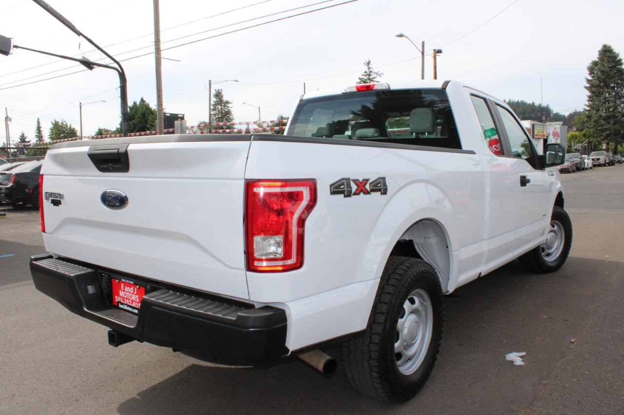 Ford F-150 Supercab 145" XL 2017