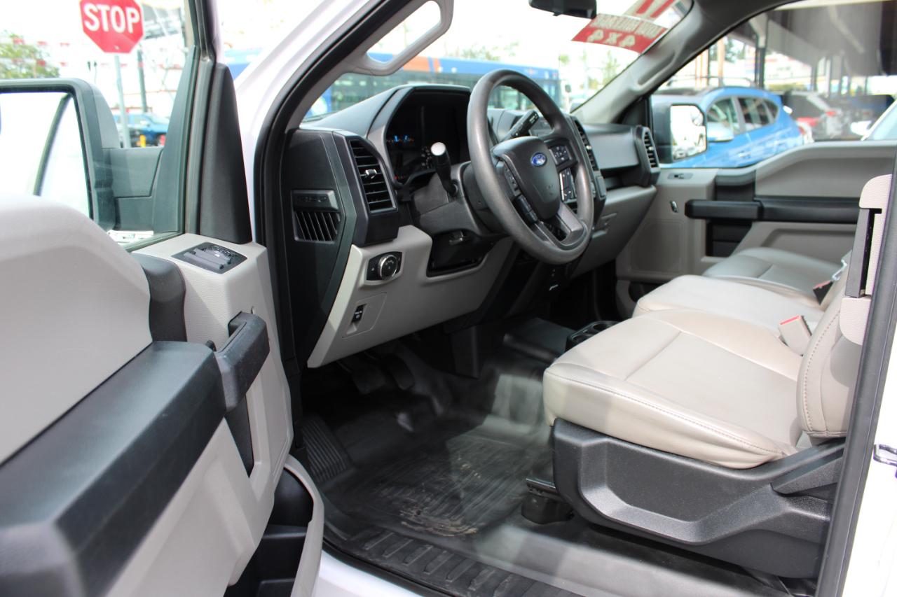 Ford F-150 Supercab 145" XL 2017