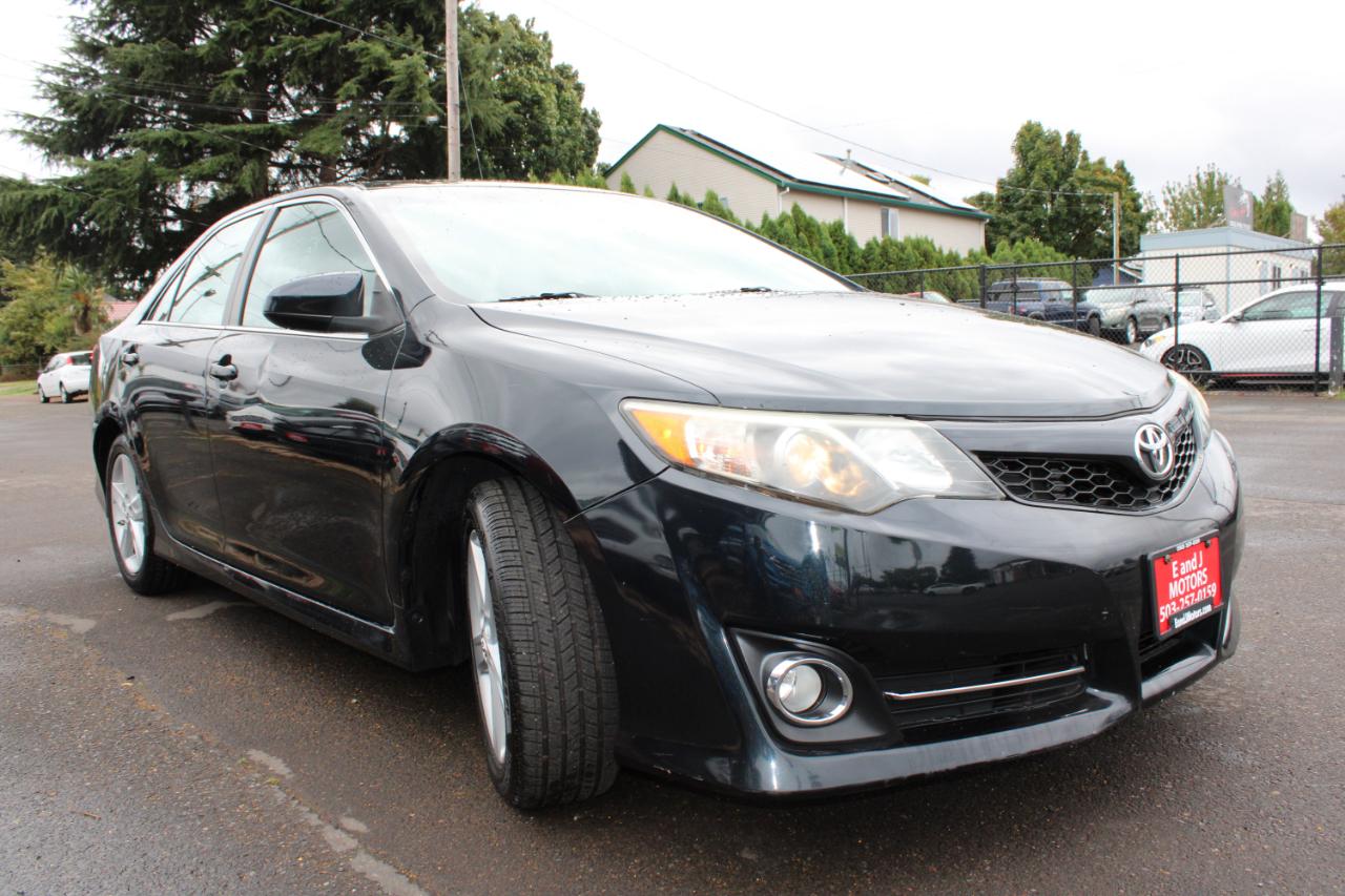 Toyota Camry 4dr Sdn I4 Auto SE Sport Limited Edition (Natl) 2012