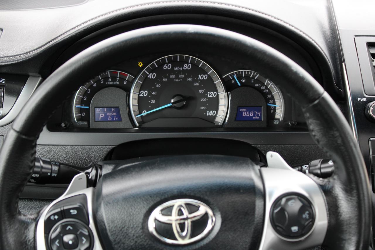 Toyota Camry 4dr Sdn I4 Auto SE Sport Limited Edition (Natl) 2012